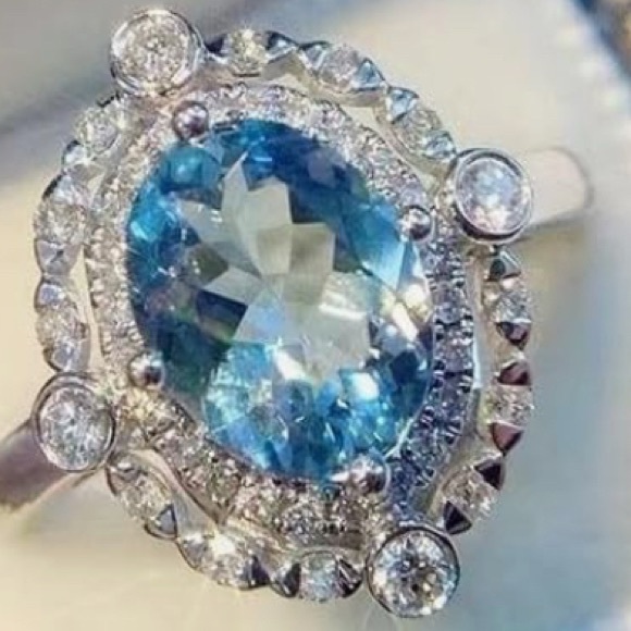 Retro Neiman Marcus Sterling silver Blue & White Topaz Size 7 main image 0